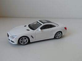 Mercedes-Benz 500 SL welly Nex 1-43 458