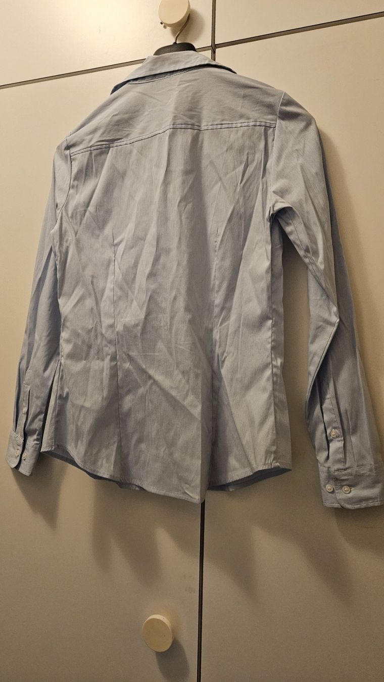 H&M Blusen: Camicetta azzurra H&M tg.38 misto cotone – Gebraucht aus Melano von H-Sara 3