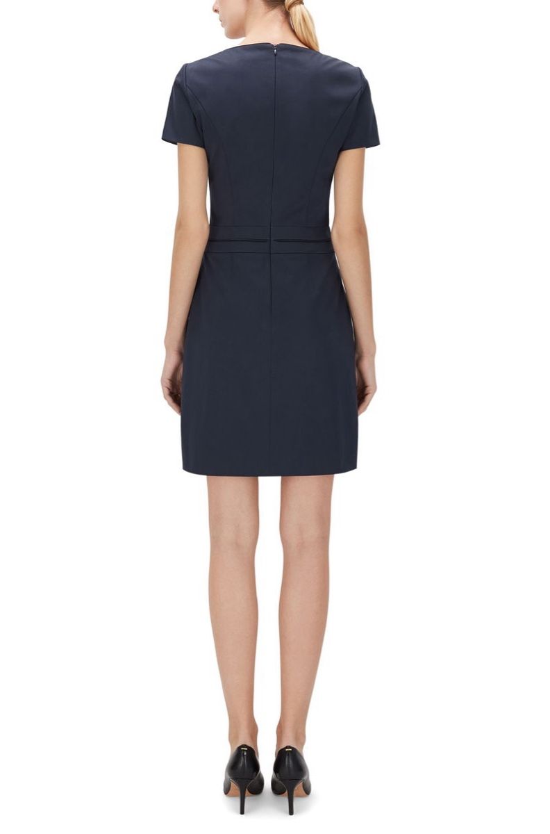 Hugo Boss Kleider: Robe fourreau HUGO BOSS, bleu marine, taille 36 – Neu (gemäss Beschreibung) aus Morges von sandy069 6