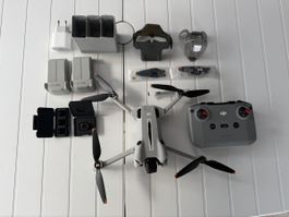 DJI Mini 4 Pro Drohne m. Zubehör, 2 Akkus, wie neu