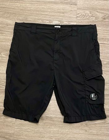 CP Company (Stone Island) Hose/Shorts (wie neu!)