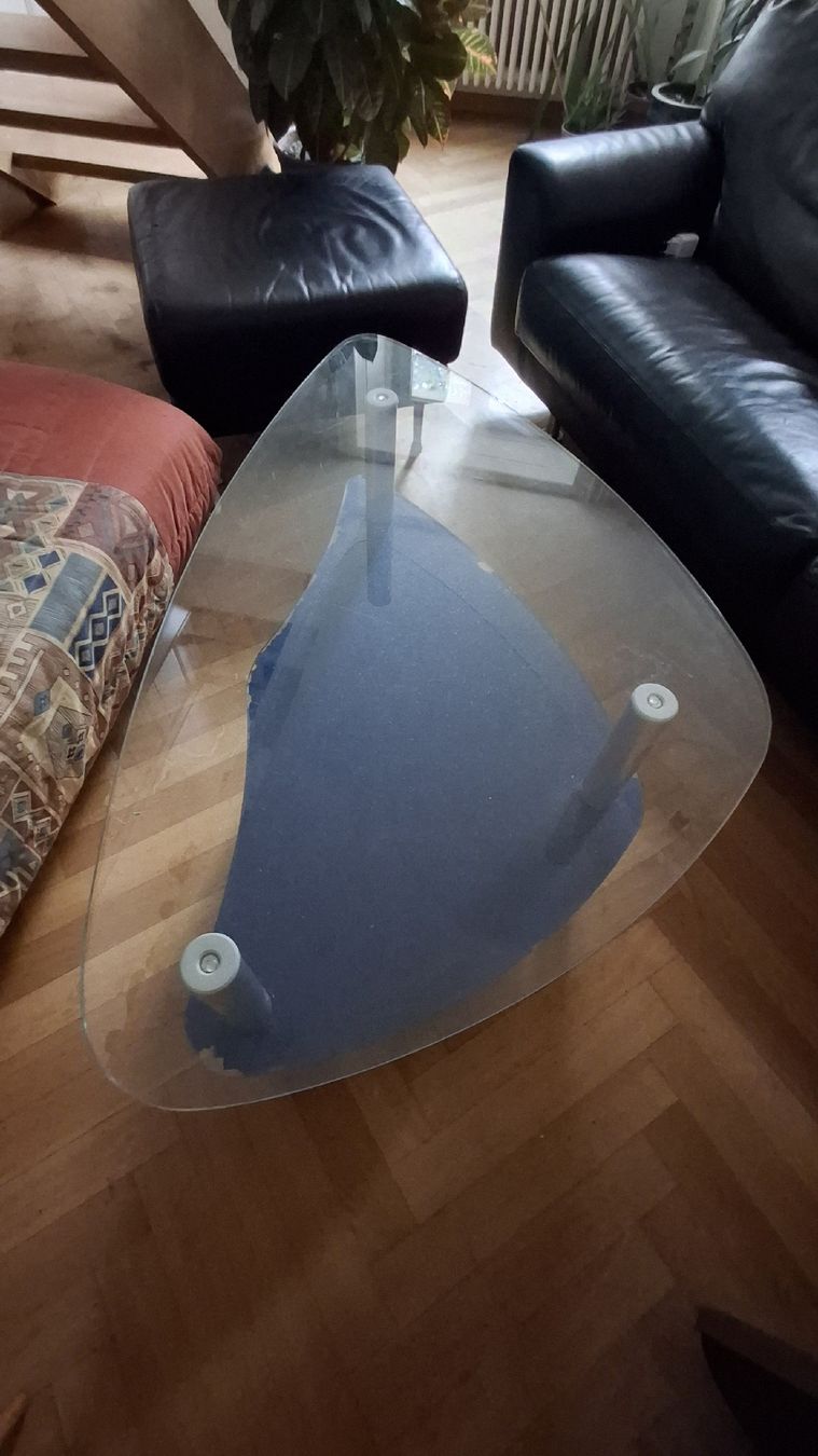 Mobili TV: Table basse en verre – Usato da La Chaux-de-Fonds venduto da pes_b9nw 2