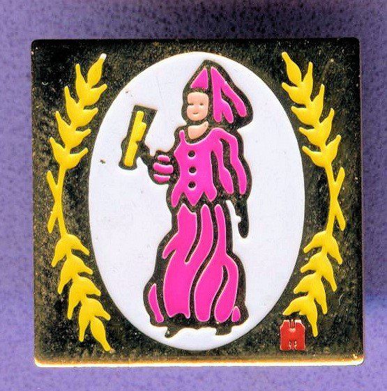 Feldschlösschen Placchette & Badge: FELDSCHLÖSSCHEN Bier  Burgfräulein – Usato da Winterthur venduto da Sammleroase