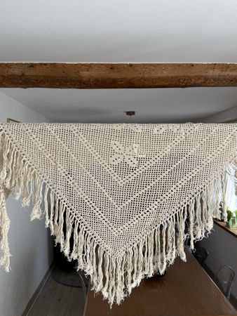 Châle crochet vintage blanc écru - style bohème et chic