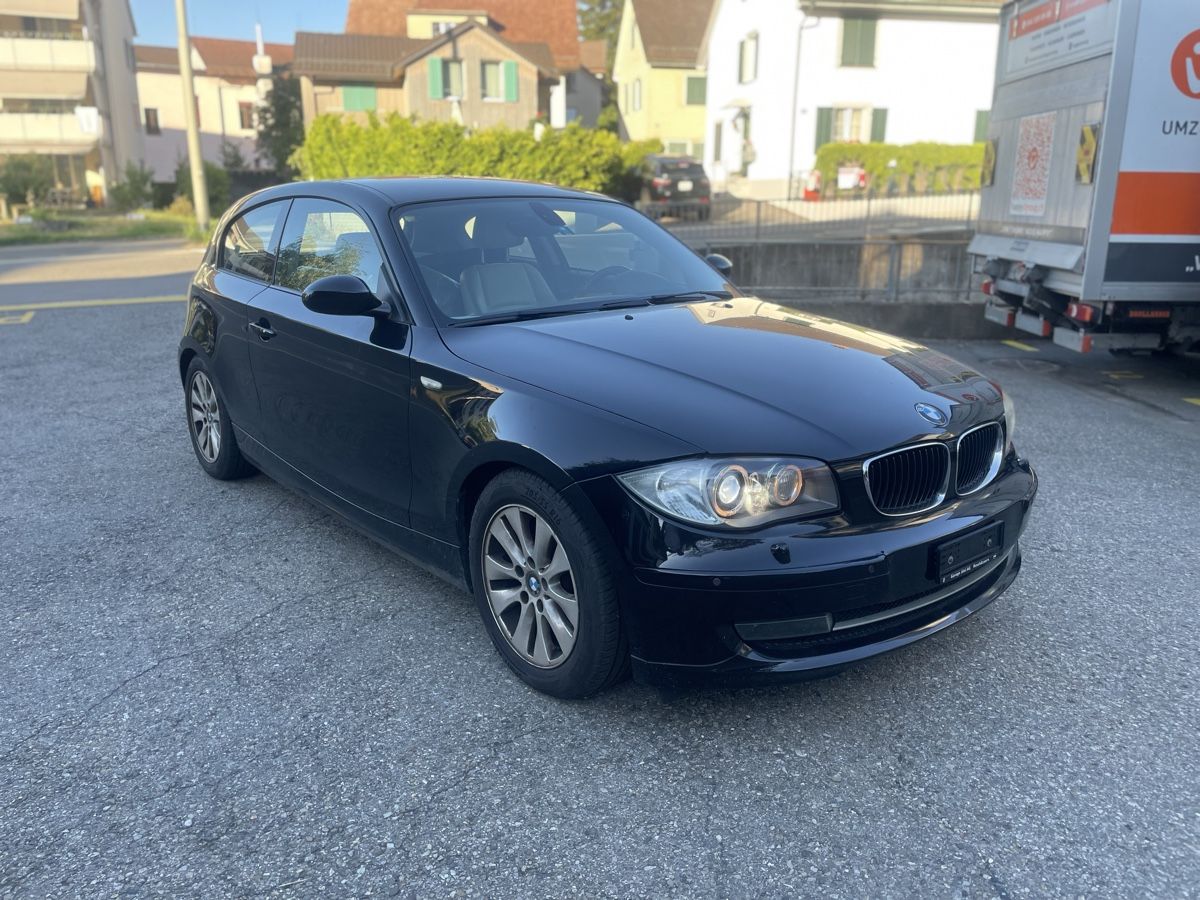 BMW Autos: BMW 120i AUTOMAT – D'occasion à Winterthur par TopAC22 1