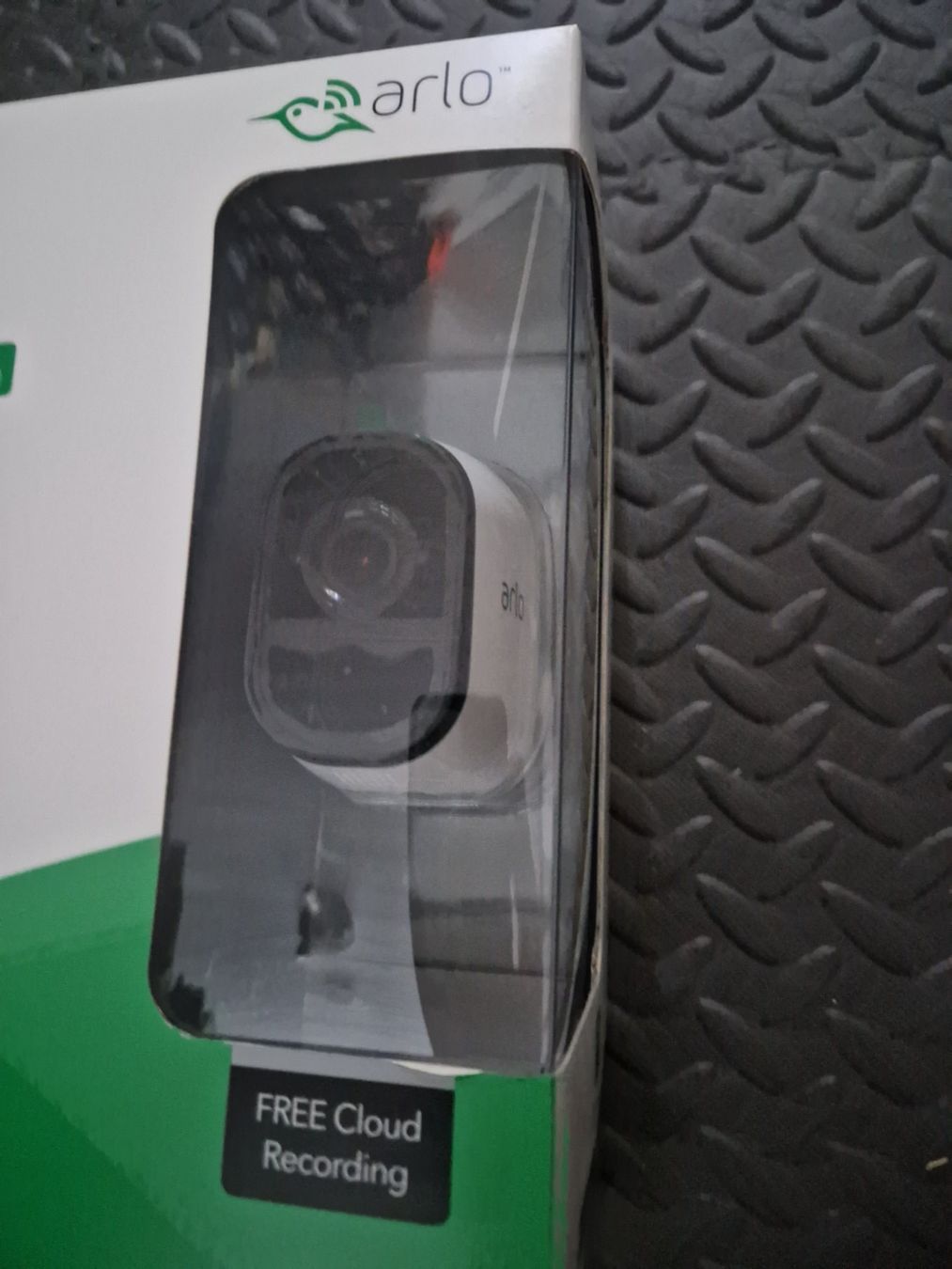 Arlo Webcam: Arlo pro Neu – Nuovo e nell'imballaggio originale da Dintikon venduto da seimen08 2