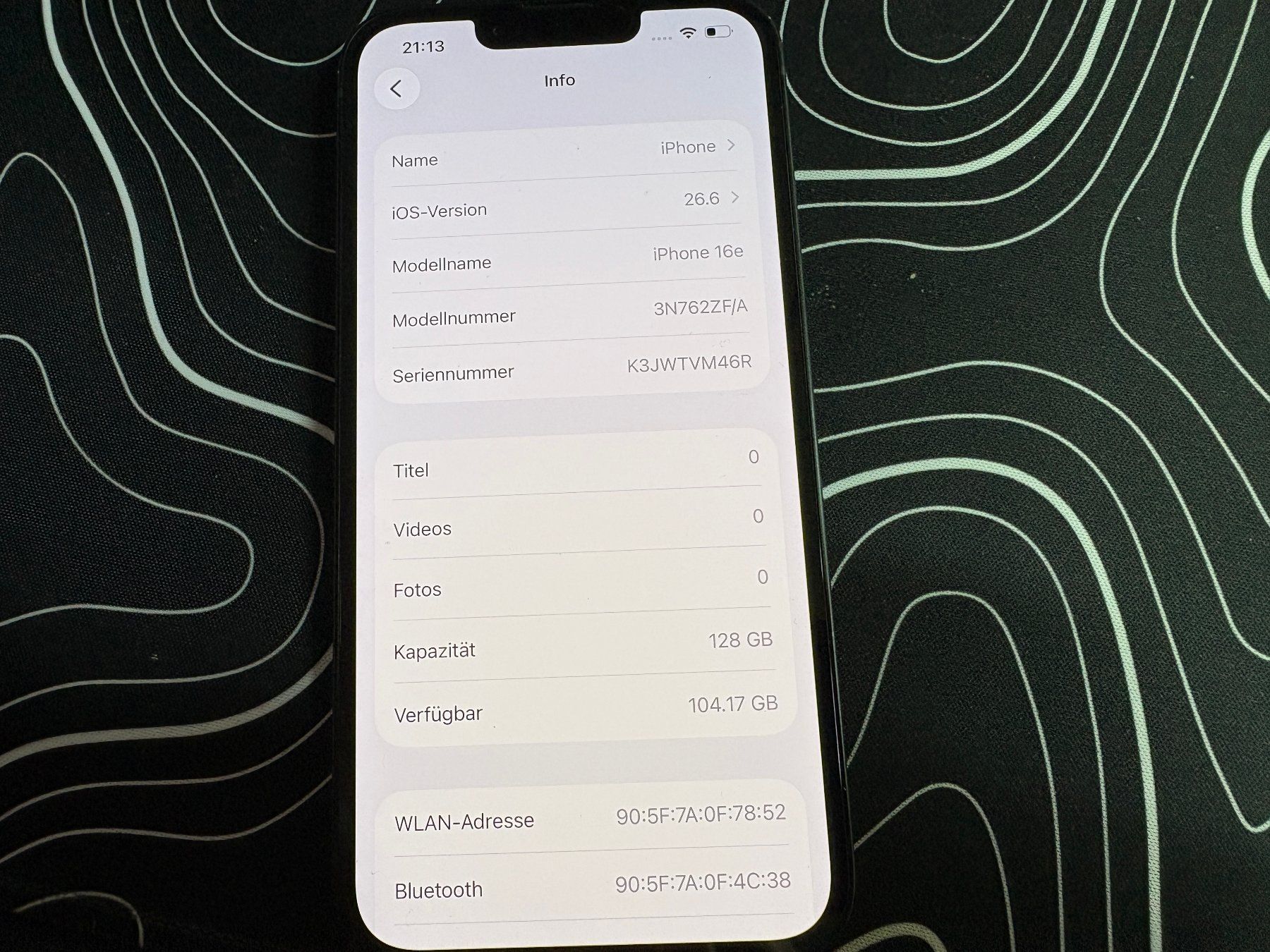Apple Portables: Iphone 16E 128Gb – D'occasion à Au SG par bah_6f5w 6