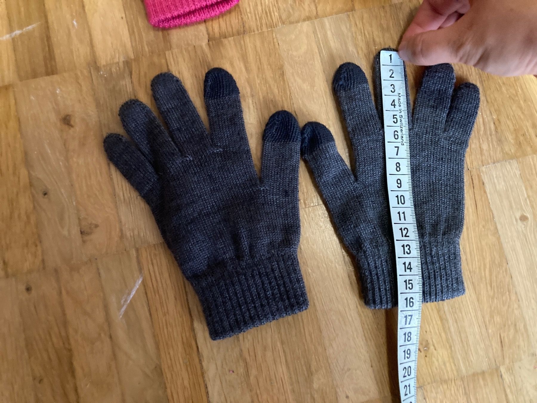Guanti & manicotti: Kinder Handschuhe mit Touchscreen Funktion grau & pink – Nuovo (secondo la descrizione) da Thun venduto da Vans_98 5