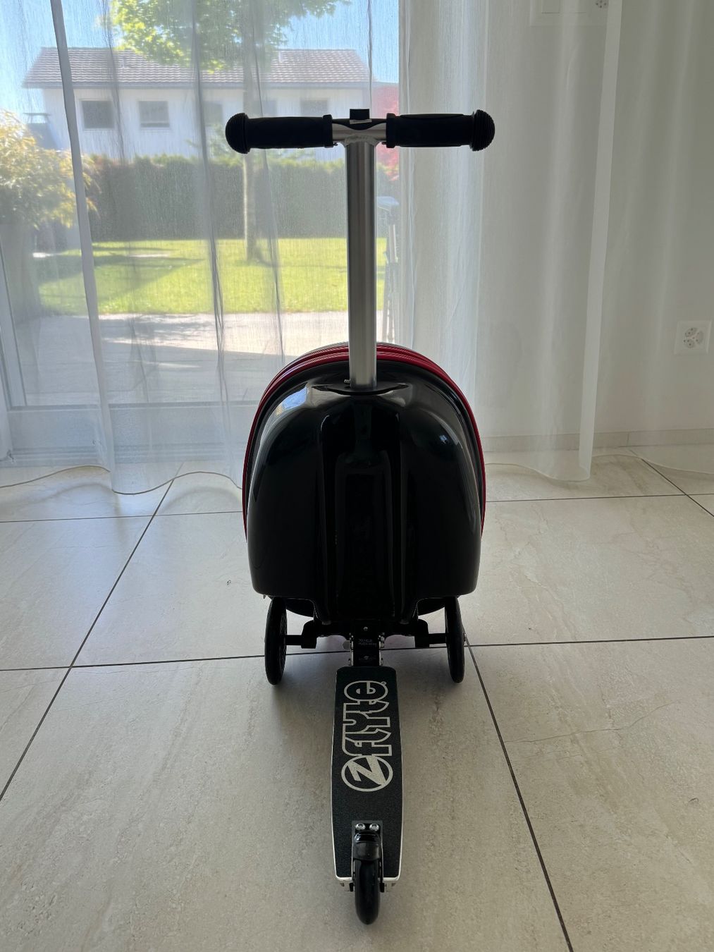 Altro in Aeronautica: Zinc Flyte Midi Case Scooter - Snapper The Shark – Usato da Meisterschwanden venduto da Nandda 1