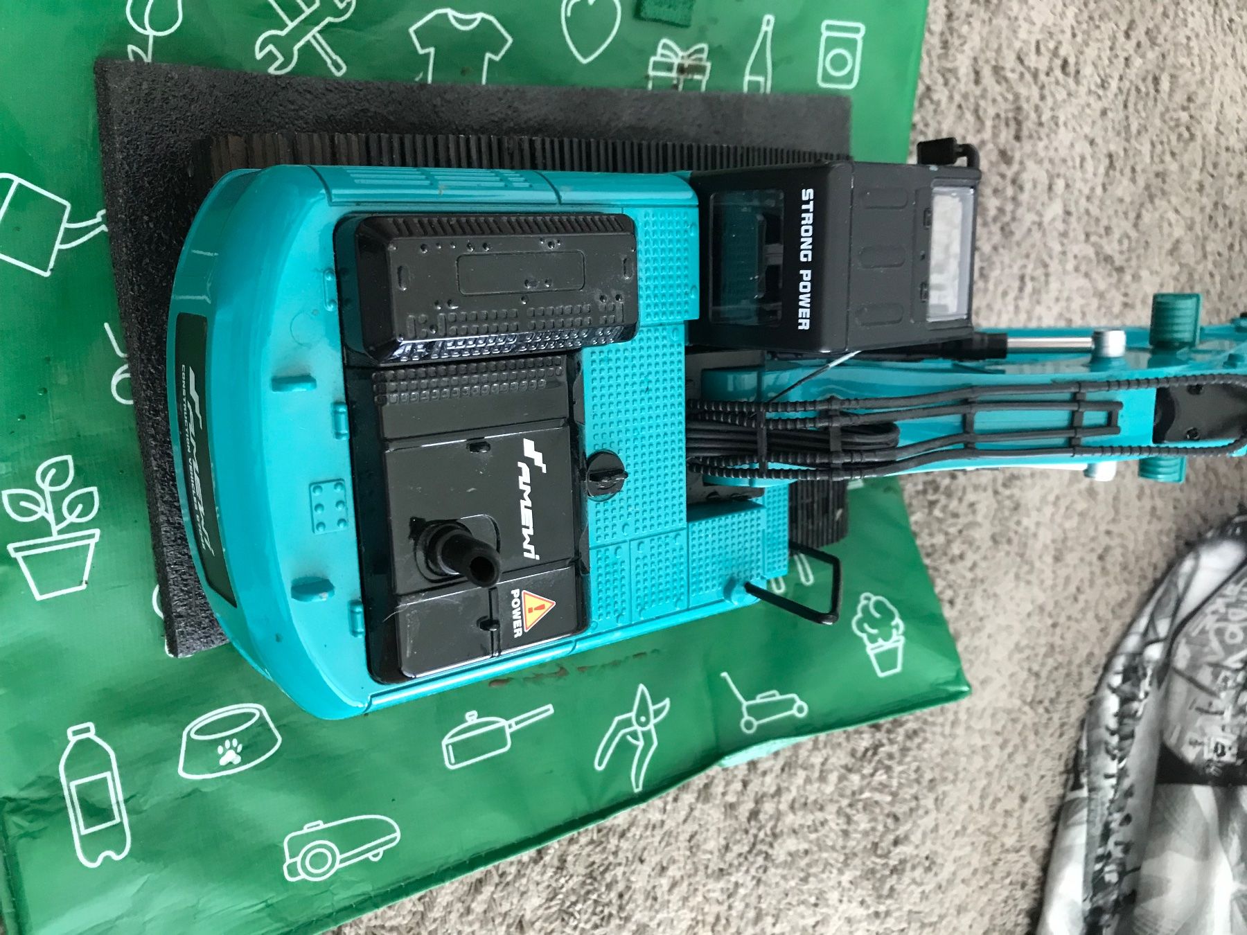 Amewi RC Modellbau: Amewi G704E Vollmetall Bagger – Gebraucht aus Bertschikon Gossau von man_9r9m 8