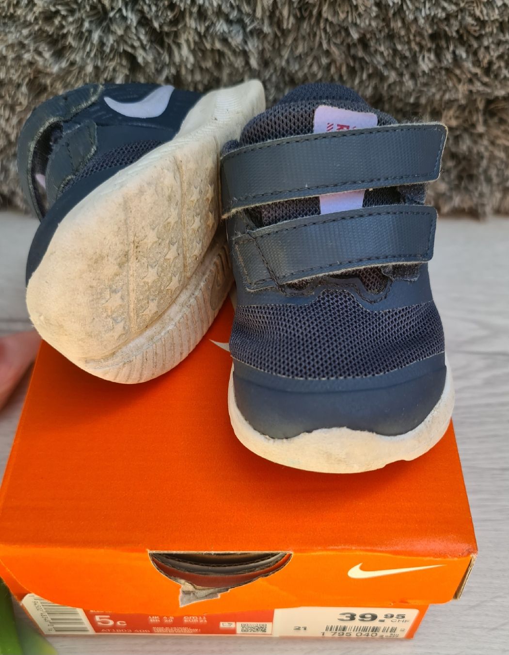 Nike Scarpe per ragazzi: Nike Star Runner Schuhe Gr.21 originalverpackt – Usato da Zufikon venduto da Dadulka79 4