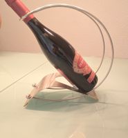 Moderner Flaschenhalter, Weinregal aus Chrom