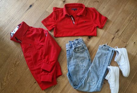 Tolle Junge set 140  Nike 34