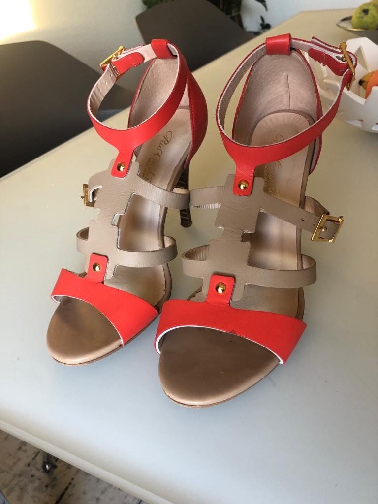 Scarpe da donna: Chaussures – Usato da Neuchâtel venduto da Stwatch