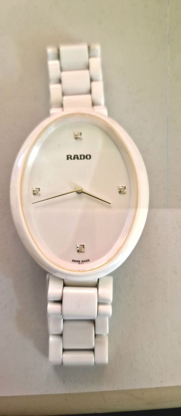 Rado Orologi: RADO Esenza Touch – Usato da Gerlafingen venduto da nirry