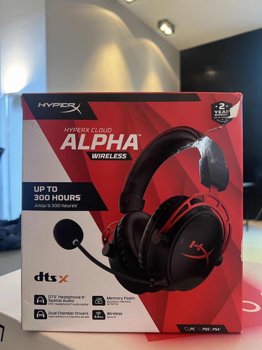 Cuffie: HyperX Cloud Alpha Wireless Gaming Headset - New! – Nuovo e nell'imballaggio originale da Zürich venduto da Isabel. 1