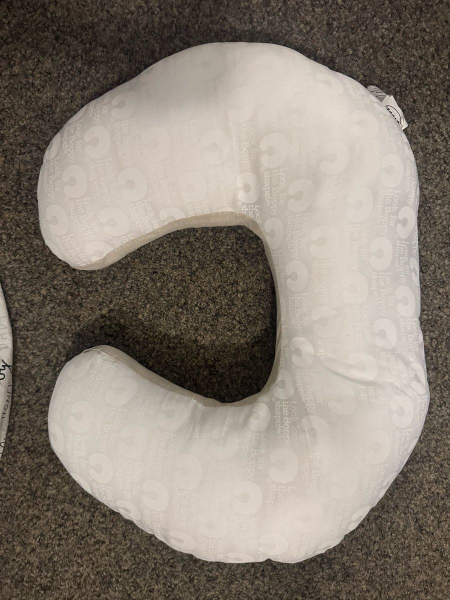 Chicco Cuscini: Boppy Stillkissen mit Bezug – Usato da Oetwil am See venduto da Manu_8618 2