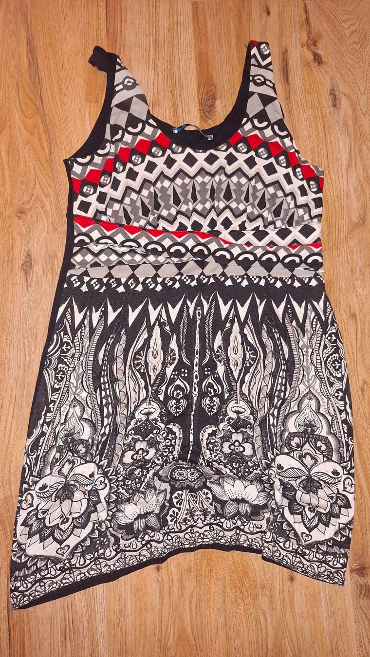 Desigual Kleider: Robe Desigual  taille XXL – Gebraucht aus La Rippe von veromaud
