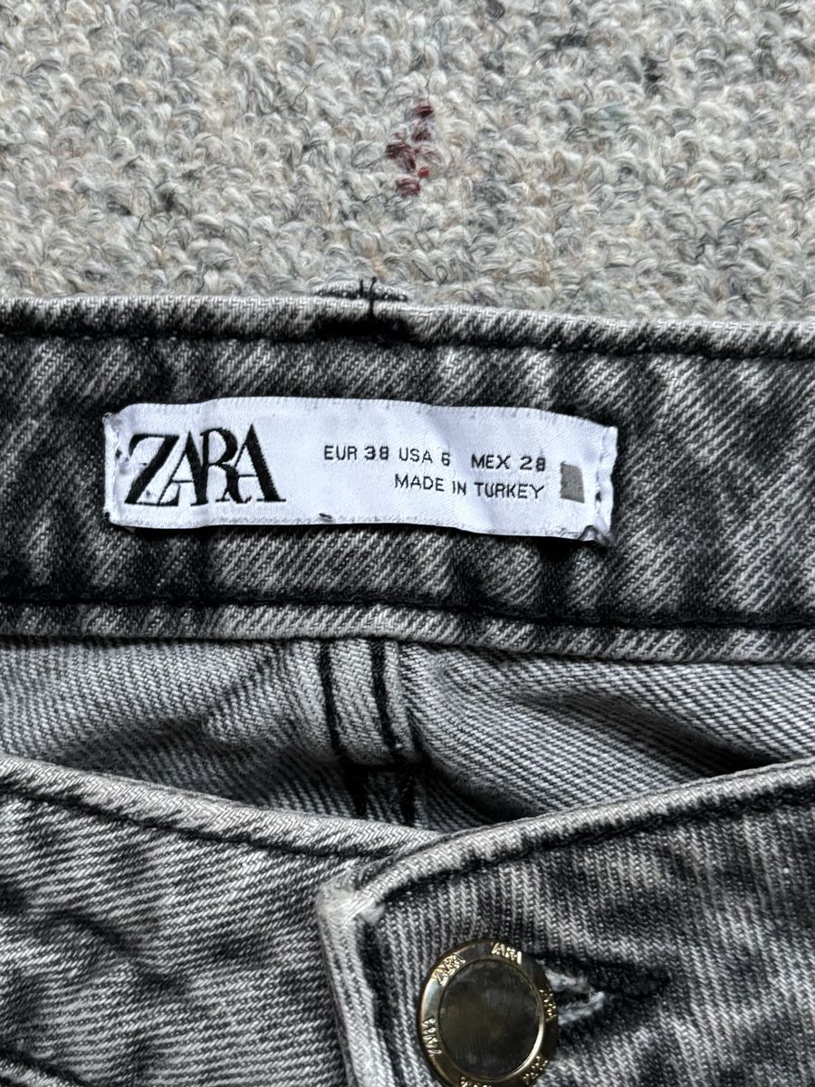 Zara Jeans: Zara Jeans Grau, Gr. 38 – Gebraucht aus Adliswil von blume_._43 1