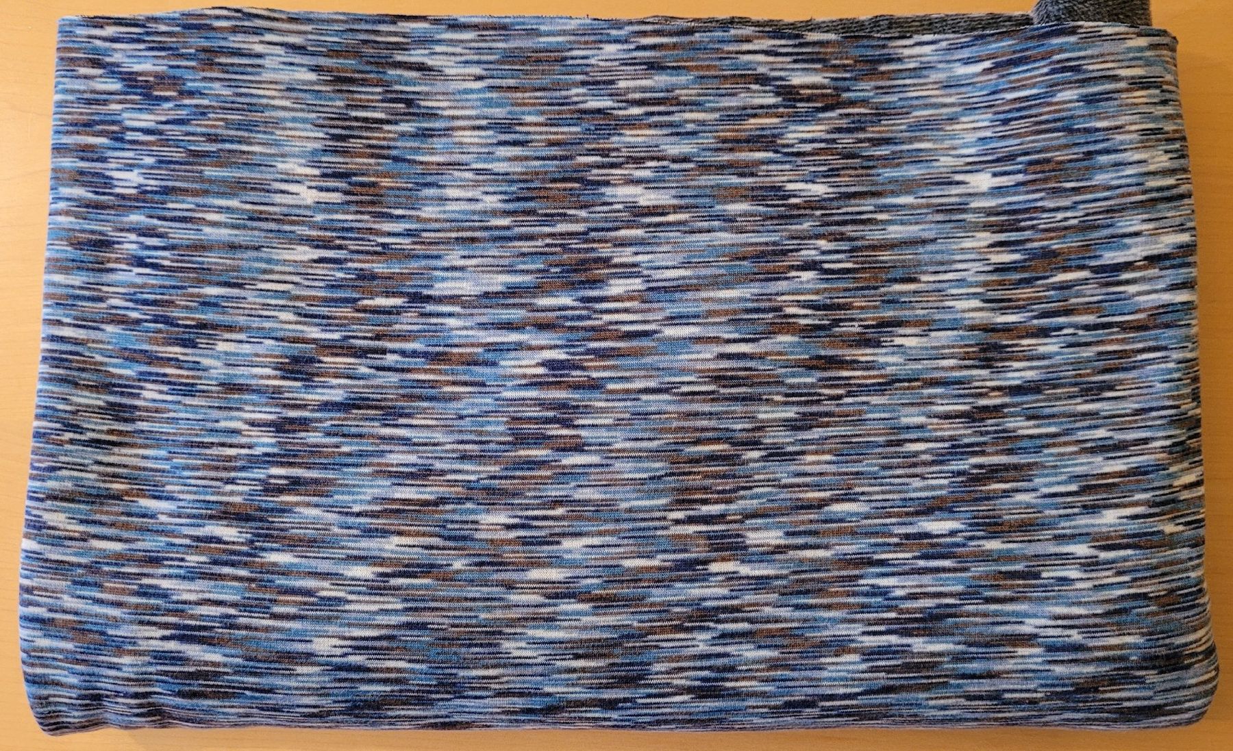 Tessuti: Alpenfleece – Nuovo (secondo la descrizione) da Madiswil venduto da fabrics