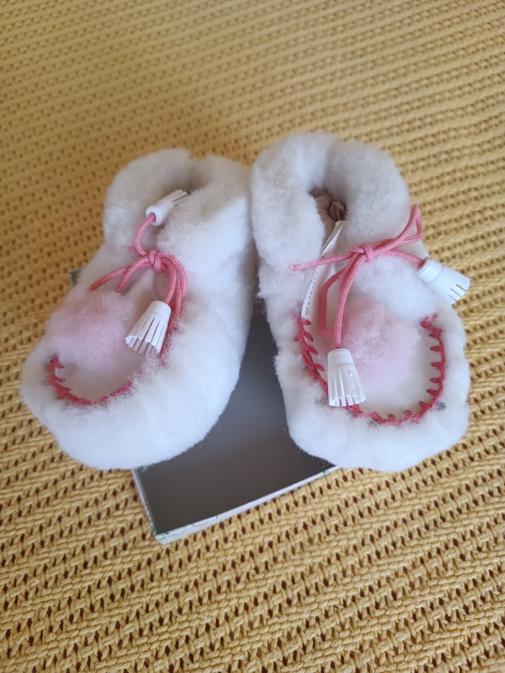 Bambole: Chaussures anciennes – Usato da Borex venduto da Vince24
