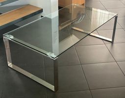 Couchtisch mit Glasplatte hochwertig