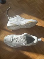 Nike Air Monarch IV, Grösse 45, weiss, guter Zustand!