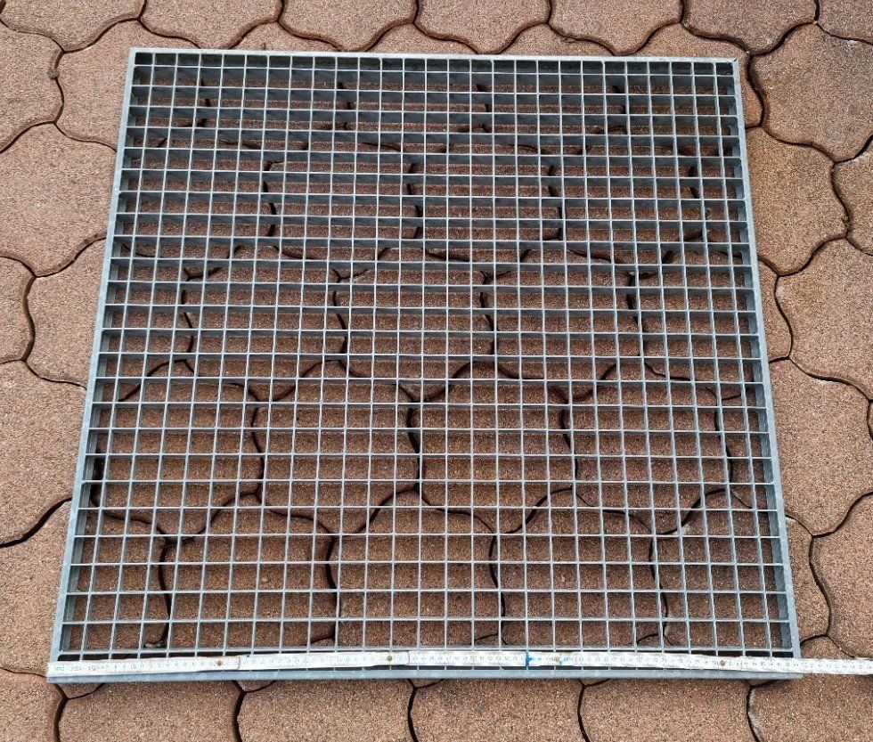 Gitter & Roste: Gitterrost, Metall – Gebraucht aus Zuzgen von ricard11 2