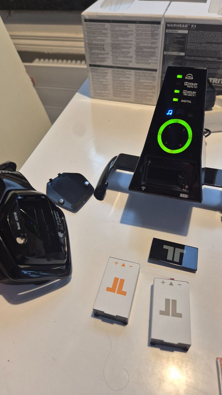 Cuffie: Wireless Surround Gaming Headset Tritton Warhead 7.1 – Usato da Zürich venduto da Pwrslv 2