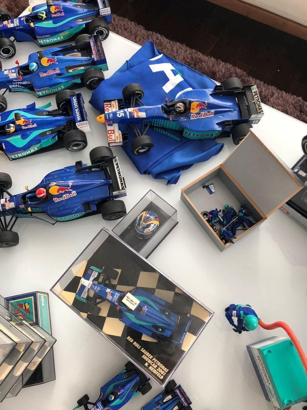 Modellini d'auto: Sauber Petronas Sammlung – Usato da Oetwil am See venduto da Bigrico 5
