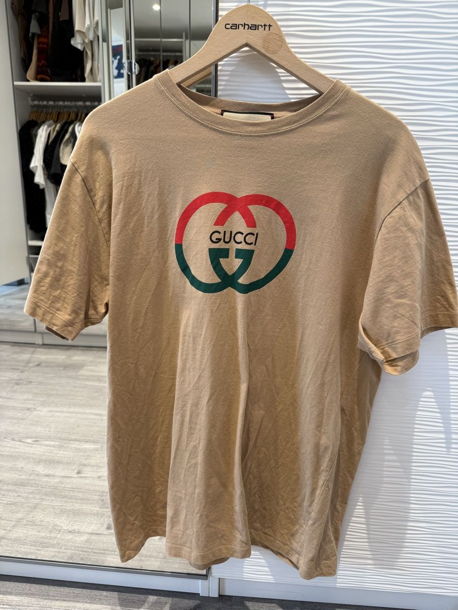 Gucci T-shirt: Gucci logo t-shirt M  – Usato da Giubiasco venduto da Darkemperor