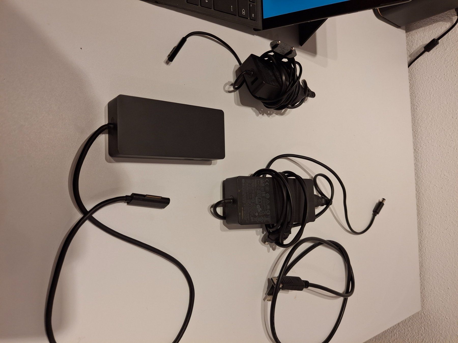 Microsoft Tablet PC: Microsoft Surface Pro 6 – Usato da Dürnten venduto da Dgreni 5