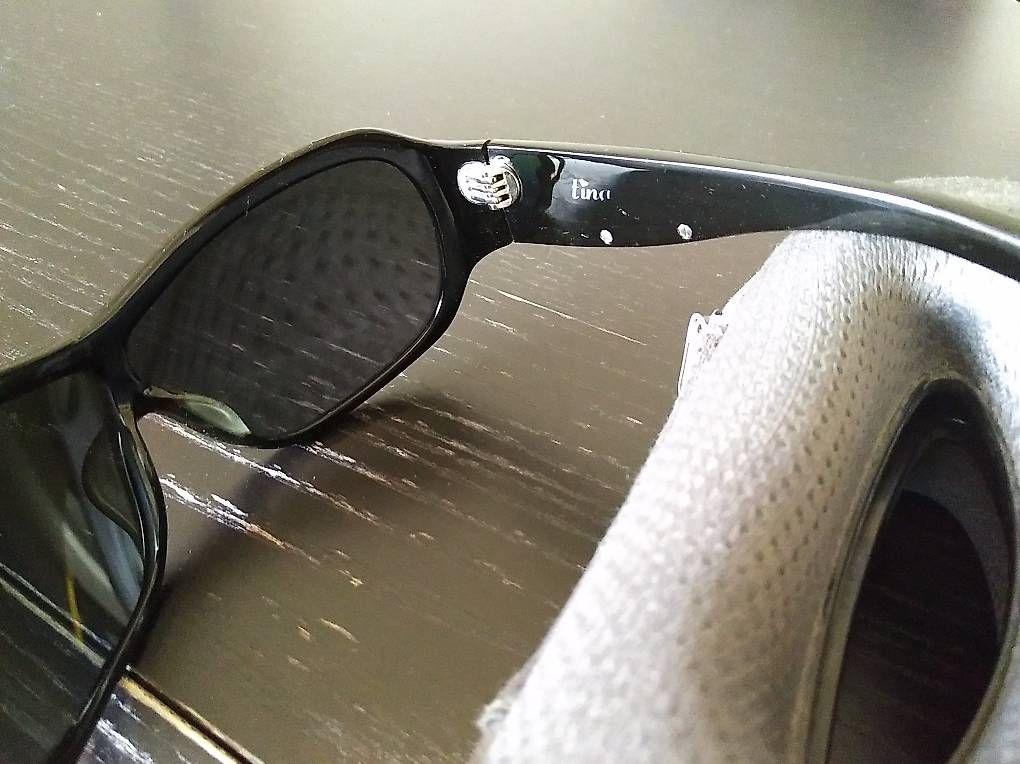 Brillen & Gläser: Lunettes de soleil Nike Tina – Gebraucht aus Genève von sphakka 2