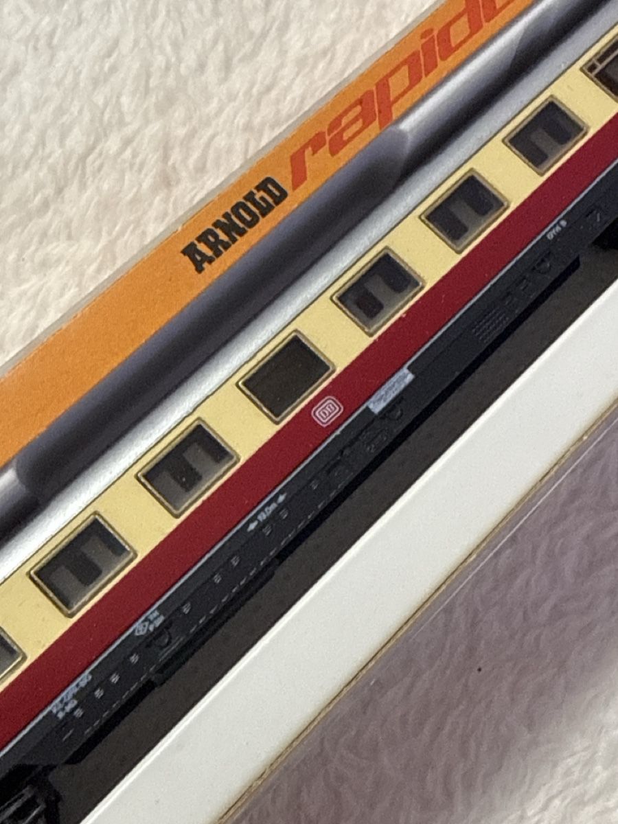 Arnold Modellini di ferrovie: Arnold Rapido Personenwagen Deutschebahn – Nuovo e nell'imballaggio originale da Basel venduto da sam_7gsy 1