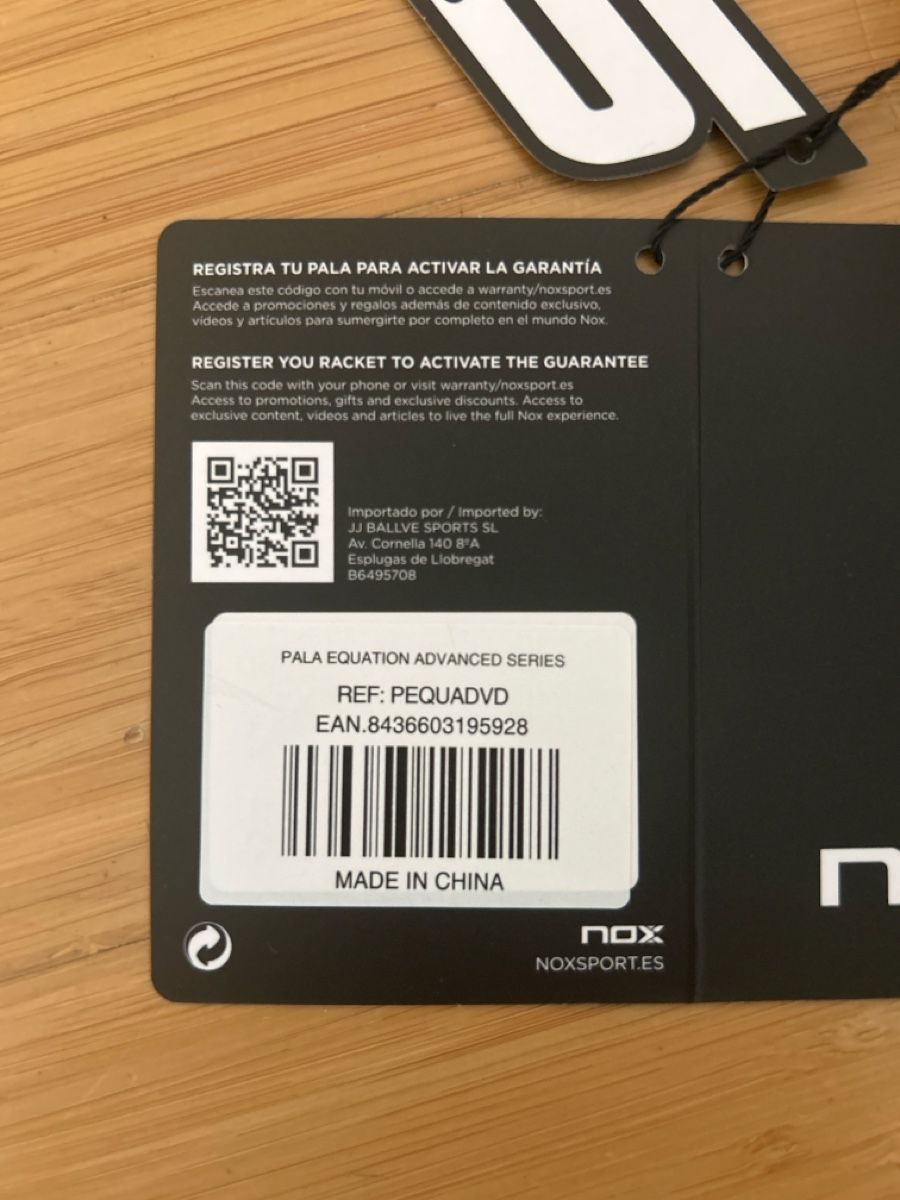 Schläger: New! NOX Equation Advanced Series padel racket + racket bag – Neu und originalverpackt aus Zürich von Nugteren 3