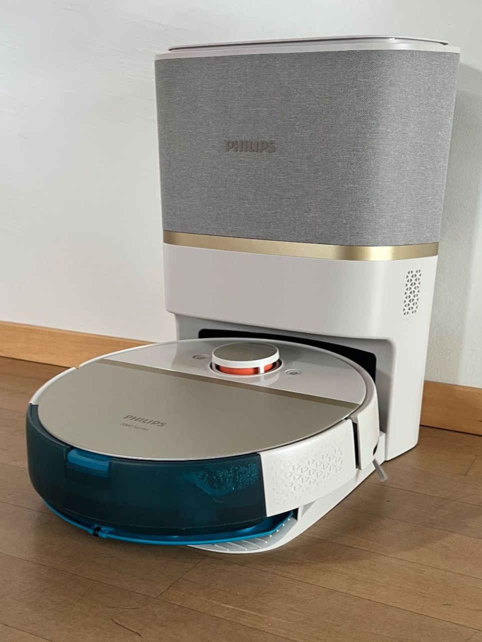 Philips Aspirapolveri & Accessori: Philips xu7100/02, 7000 series vacuum & mop robot – Usato da Dübendorf venduto da Joggel02