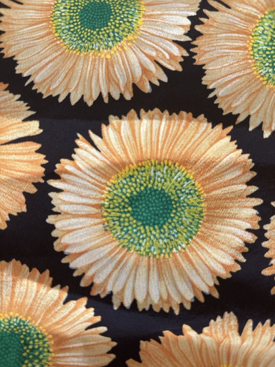 Foulards, Tücher & Schals: Seidenschal mit Blumen – Neu (gemäss Beschreibung) aus Embrach von Dmoney 2