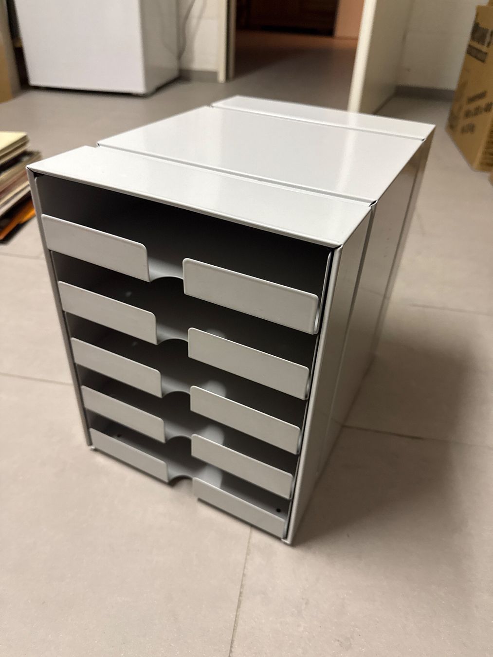 USM Sistemi di archiviazione: USM Haller Schubladenbox – Usato da Freidorf TG venduto da sarotiko 1