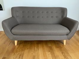 Kleines 2er-Sofa mit Stoffbezug, 150 cm breit, passt überall