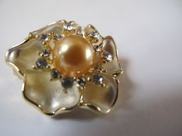 Elegante Brosche mit Perle und Strass - Exklusiv!