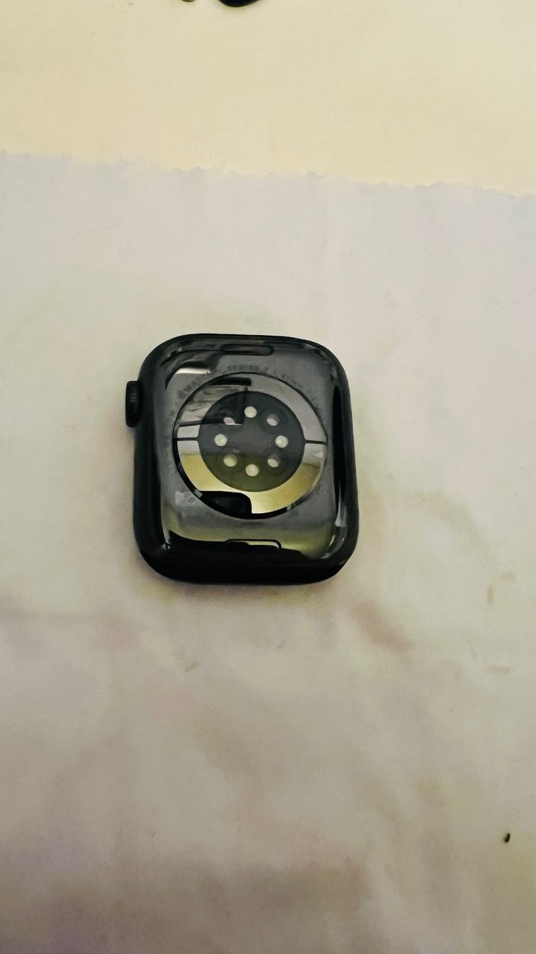 Apple Smartwatch: Apple Watch Series 7, 41mm, Titanium, Space Black – Usato da Winterthur venduto da aax5 2