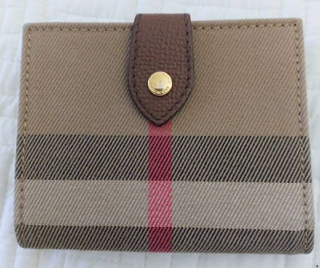 Burberry Portamonete: Burberry Portemonnaie  – Nuovo (secondo la descrizione) da Zürich venduto da Babadermf 1