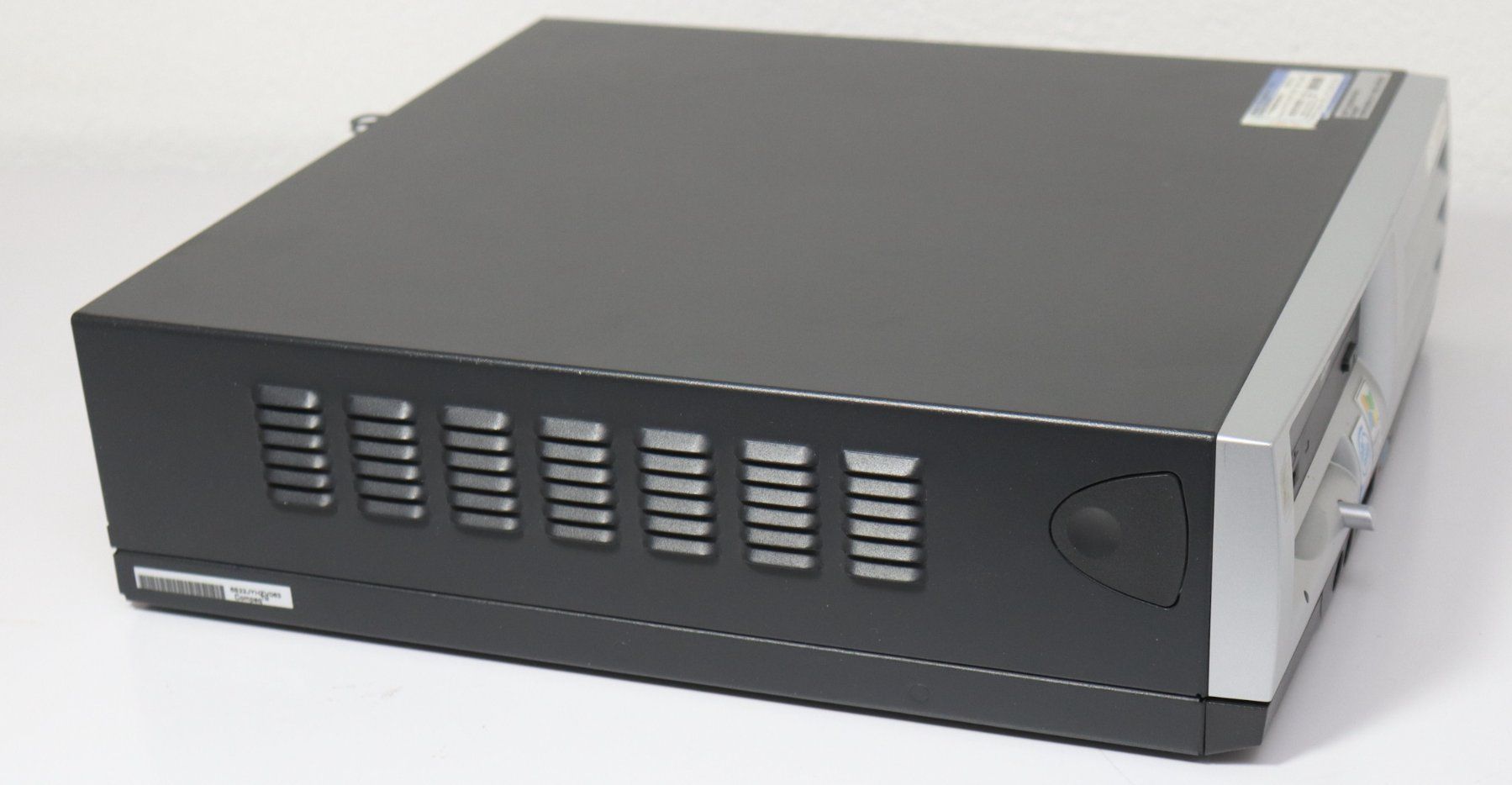 Hewlett Packard PC: Compaq D5S Evo Pentium 4, 1.2GB Ram, Windows XP 32Bit – Usato da Frick venduto da volvo850driver 4