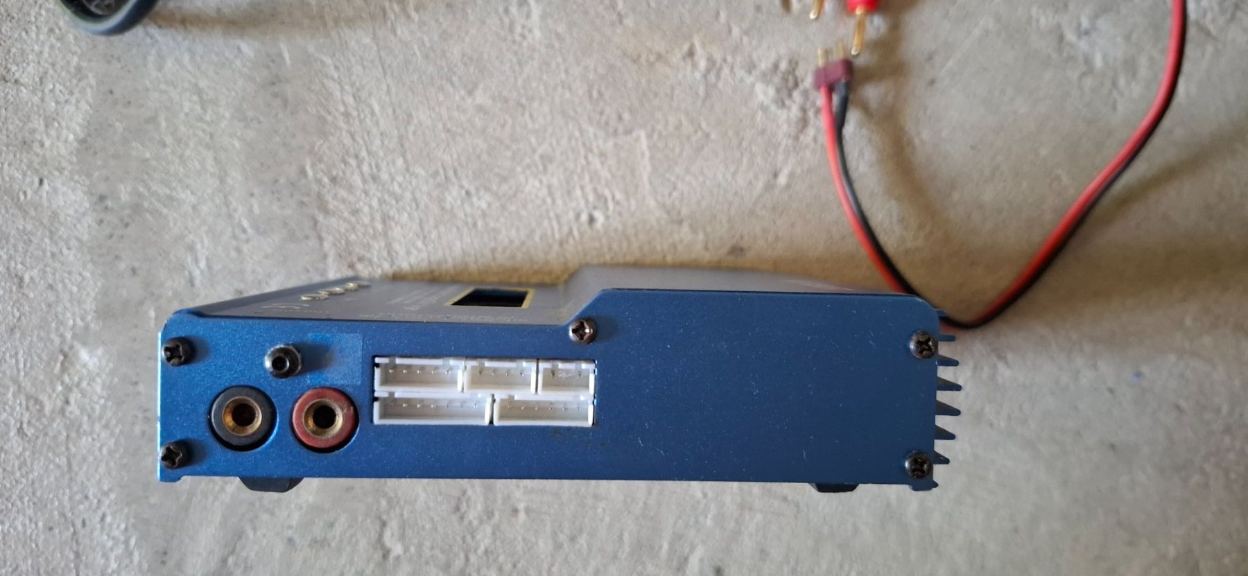 Voltcraft Batterie, Caricabatterie & Alimentatori: Multilader/ Entlader Ladegerät – Usato da Walchwil venduto da huerlimannen 2