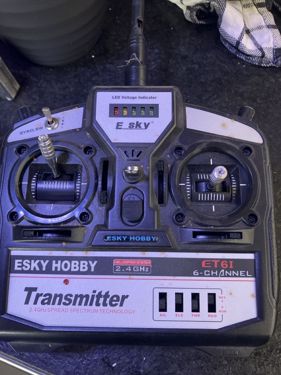 Telecomando: ESKY HOBBY Transmitter, 2.4 GHz – Usato da Altnau venduto da Bromende963 2