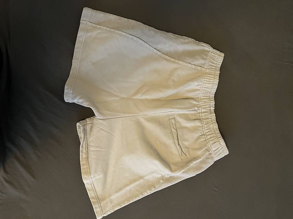Pantaloni: Vicinity Shorts M – Usato da Niederuzwil venduto da PatriziaKeller76 1