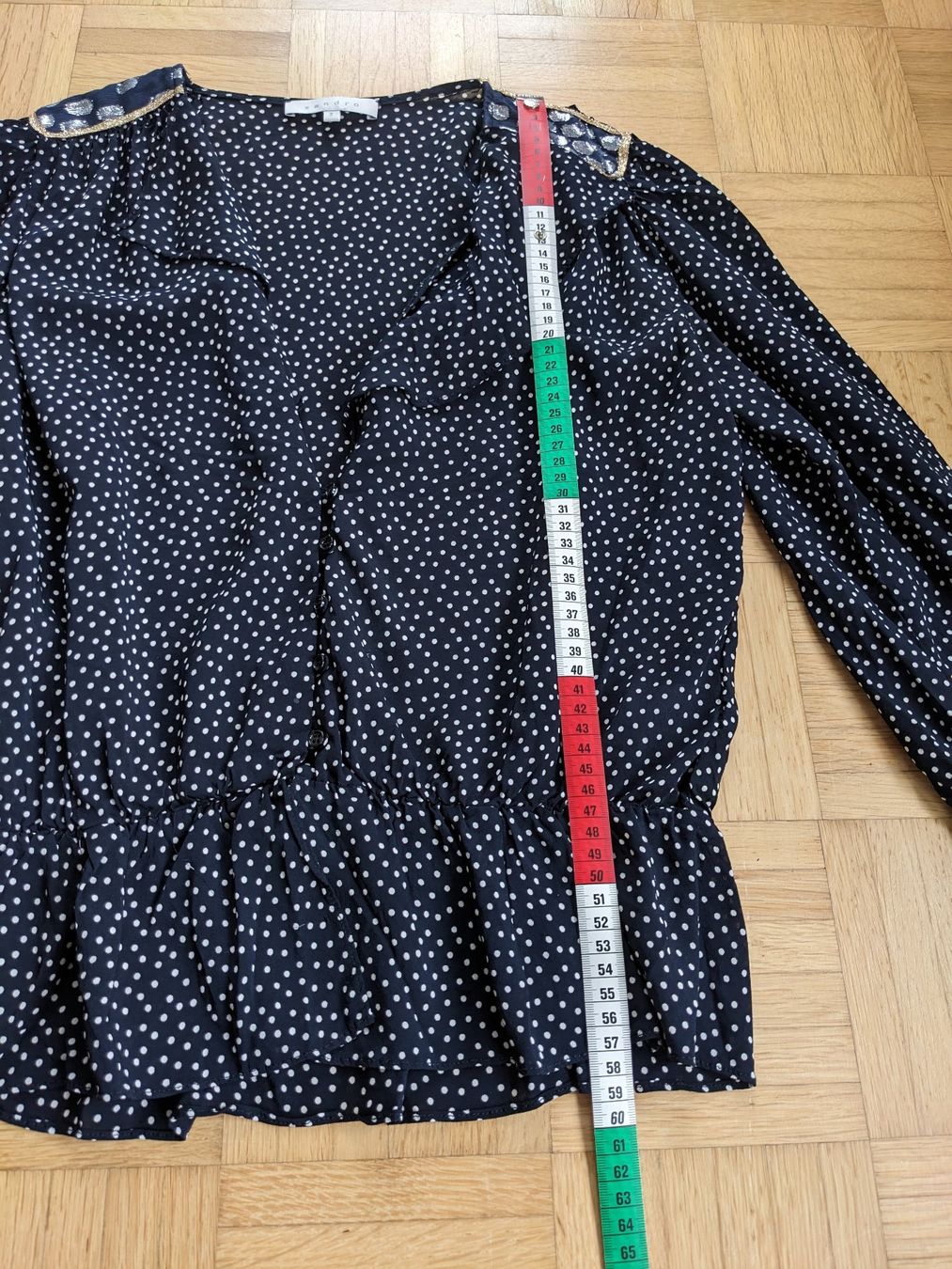 Sandro Camicette: Sandro Paris Bluse gr. 2 / S mit Applikation aus Seide – Usato da Lengnau AG venduto da Nathi88 8