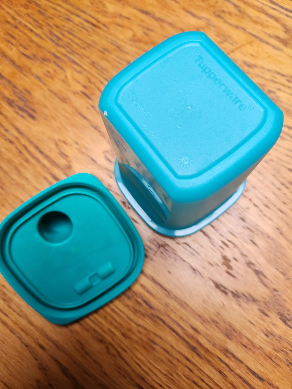 Tupperware Contenitori & Simili: Tupperware  kleiner Slim Krug mit Massen – Usato da Gstaad venduto da Meiel2020 5
