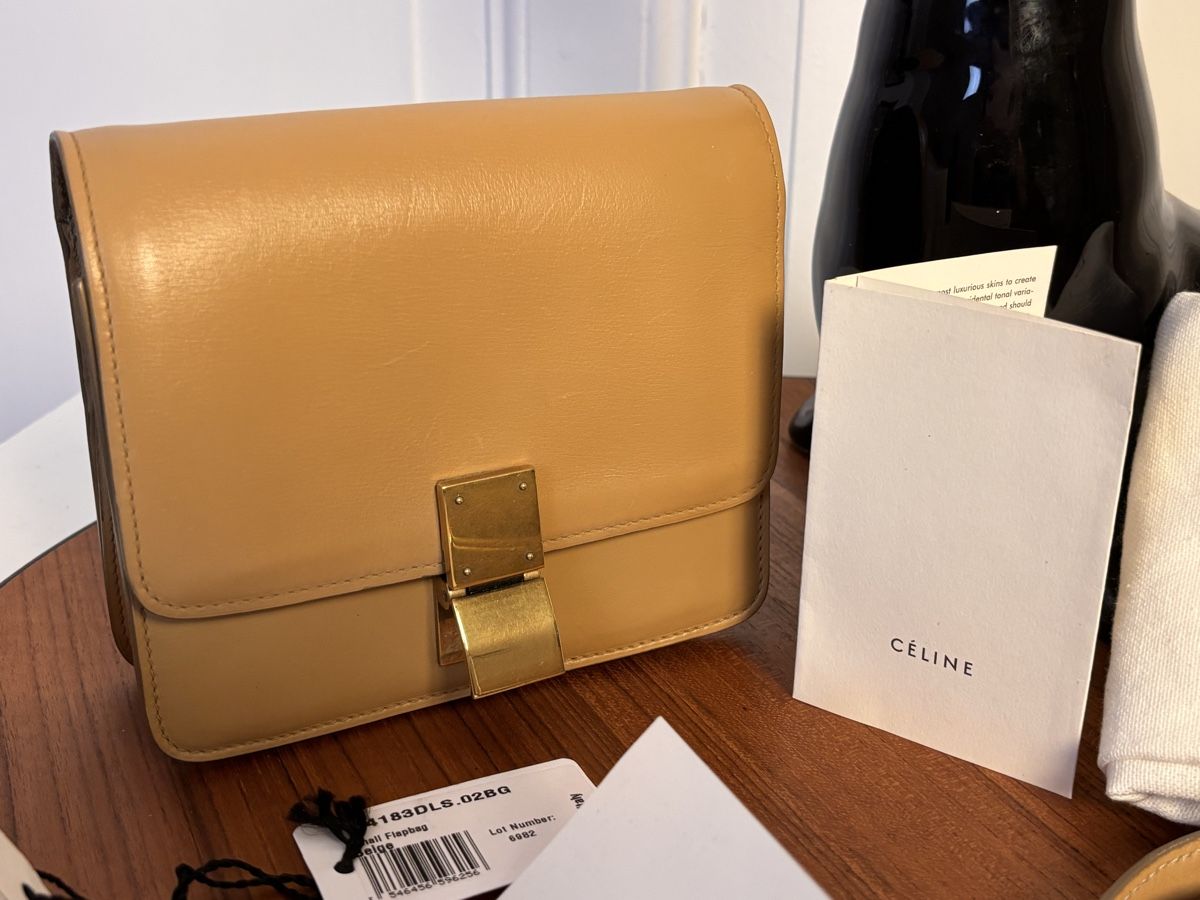 Celine Borse da donna: 100% Celine Classic Box Bag Beige Small  – Usato da Winterthur venduto da Atelier.W.Maison 1