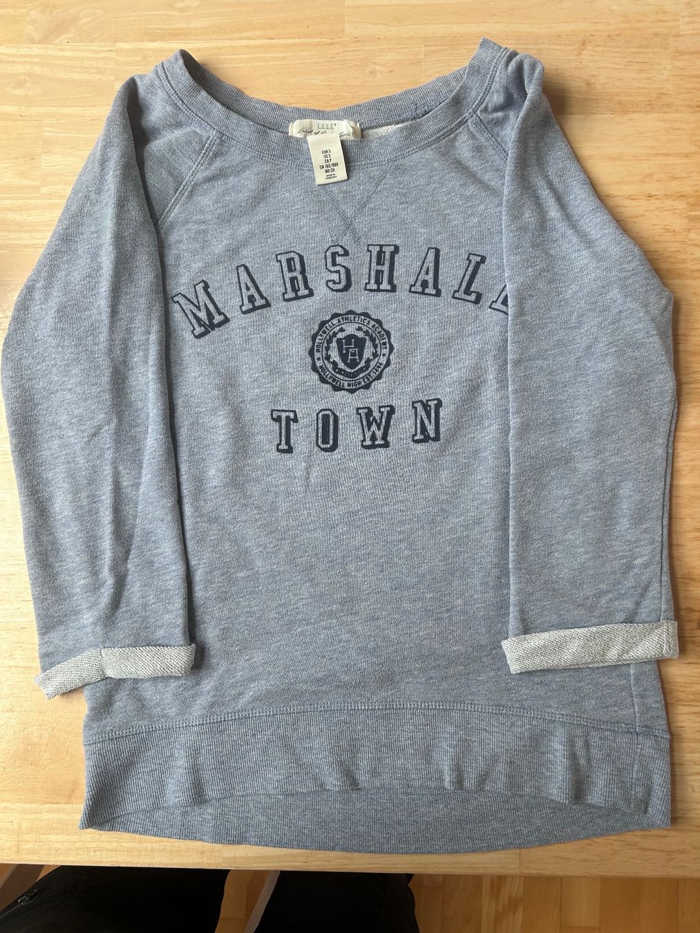 H&M Pullover & Sweatshirts: Pullover, hellblau, S, Dreiviertel Armlänge – Gebraucht aus Winterthur von ela_qbz6 2